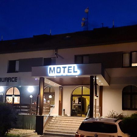 Motel Tosanovice Dolni Tosanovice Eksteriør bilde